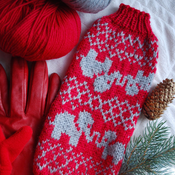 Comitted (a handholding mitten) Knitting Pattern (PDF) by Phibersmit