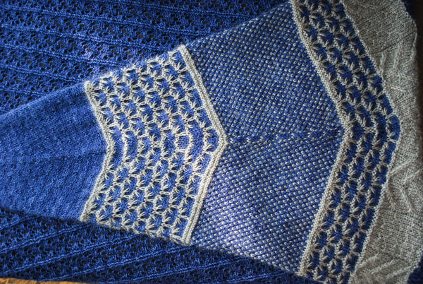 Runaway Star Shawl Knitting Pattern (PDF) by Phibersmith Designs